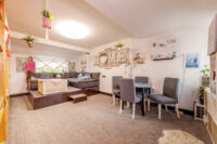 Großzügiges Wohnzimmer