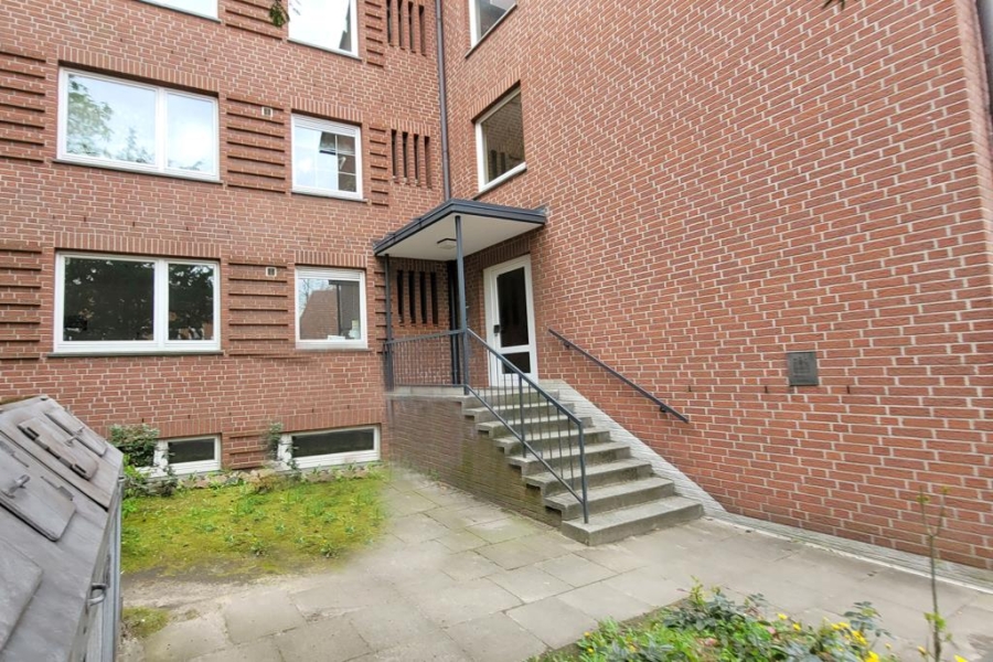 Hauseingang - Hausnr. 24