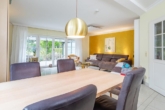 Essbereich - Zeitlose Eleganz trifft Gemütlichkeit: „Traumhafte Doppelhaushälfte in ruhiger Lage Wentorfs“