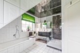 Modernes Vollbad - Zeitlose Eleganz trifft Gemütlichkeit: „Traumhafte Doppelhaushälfte in ruhiger Lage Wentorfs“