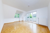 Schlafzimmer mit Balkon