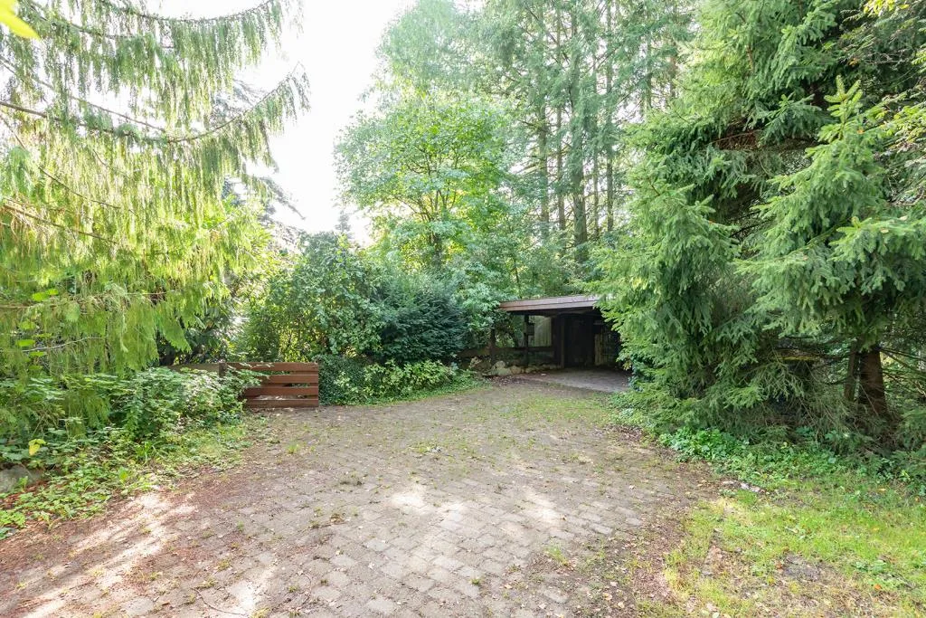 Praktischer Carport