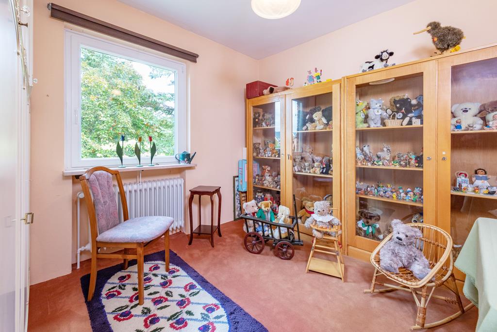 Kinder- oder Arbeitszimmer