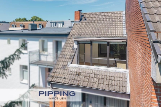 Wohnen mit Loftcharakter: „Offen gestaltete 2‑Zimmer-Wohnung im Herzen Bergedorfs“, 21029 Hamburg, Dachgeschosswohnung