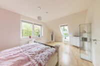Freundliches Schlafzimmer