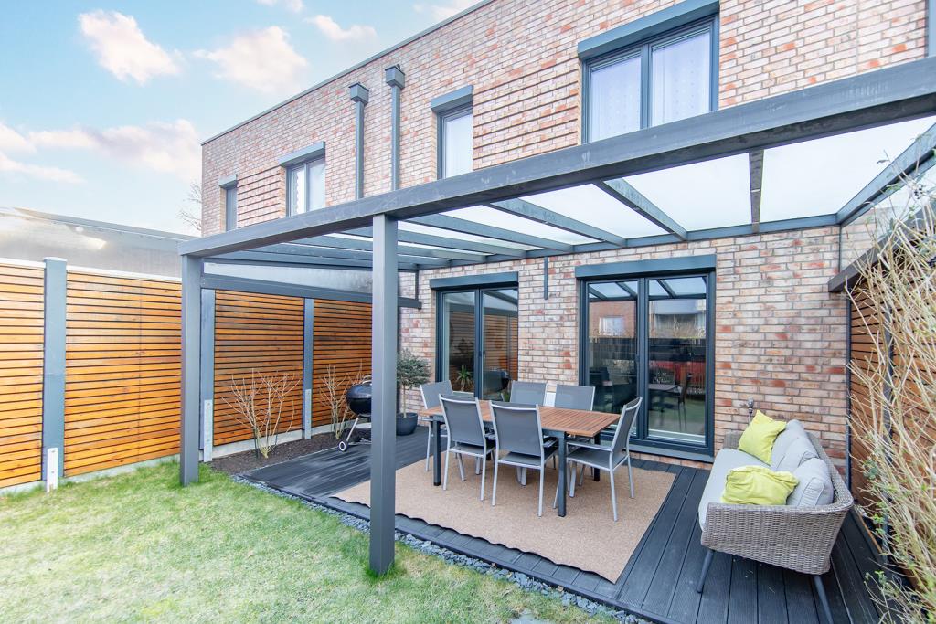 Überdachte Terrasse