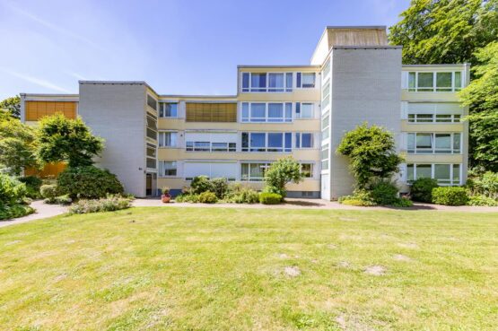 Gemütlich. Sonnig. Zentral: „Attraktive 2‑Zimmer-Erdgeschosswohnung in gepflegter Wohnanlage“, 21465 Reinbek, Erdgeschosswohnung