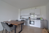 Zeitlose Einbauküche - In ruhiger Wohnlage: „Stilvolle 2‑Zimmer-Wohnung in Reinbek-Neuschönningstedt“