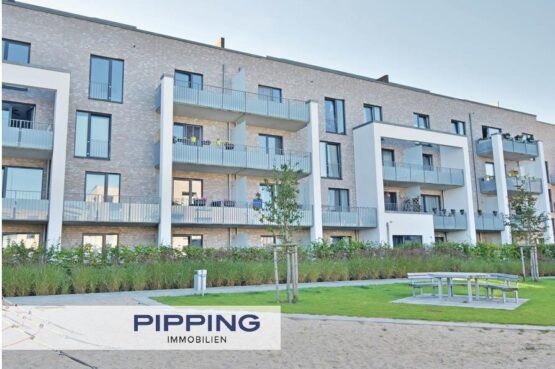 Modernes, energieeffizentes Wohnen: „Lichterfüllte 3‑Zimmer-Maisonettewohnung mit herrlicher Dachterrasse“, 21465 Reinbek, Maisonettewohnung