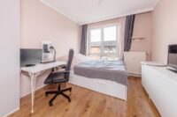 Geräumiges Schlafzimmer