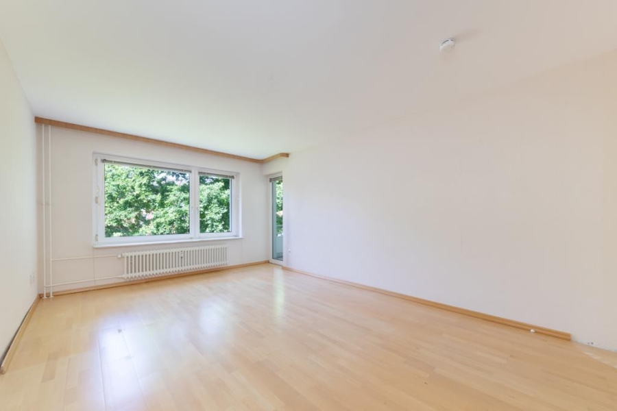 Gut geschnittenes Wohnzimmer