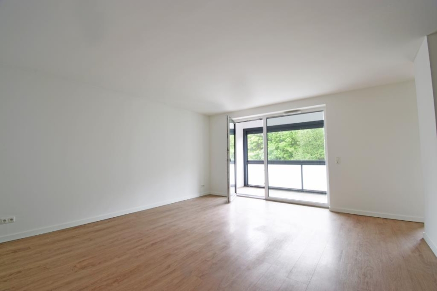 Einziehen und wohlfühlen: „Moderne 2‑Zimmer-Wohnung mit Wintergarten und Balkon“ - Photo 2