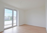 Gemütliches Schlafzimmer mit ... - Einziehen und wohlfühlen: „Moderne 2‑Zimmer-Wohnung mit Wintergarten und Balkon“