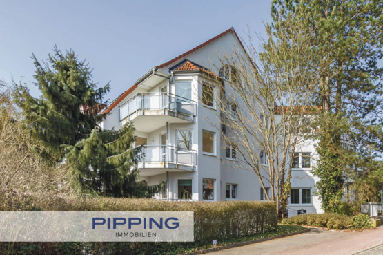 Zentrumsnah gelegen: „Großzügige Eigentumswohnung im Herzen von Reinbek“, 21465 Reinbek, Etagenwohnung