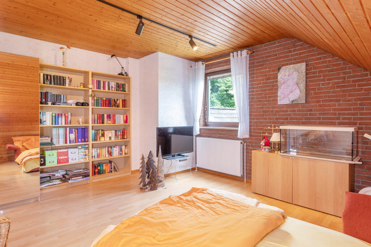 Kinder-/Gästezimmer