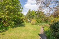 Traumhaft angelegter Garten