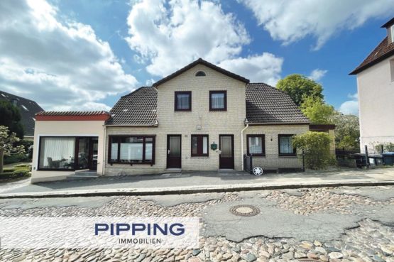 Eine einmalige Chance: „Grundstück mit Bestand im Herzen von Reinbek“, 21465 Reinbek, Grundstück