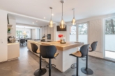 Blick in den Essbereich - Lassen Sie sich begeistern: „Modernes Wohngefühl in Waldrandlage von Vossmoor“