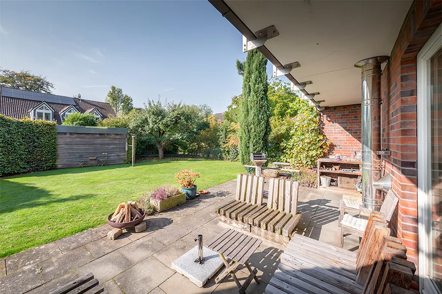 Terrasse und Garten