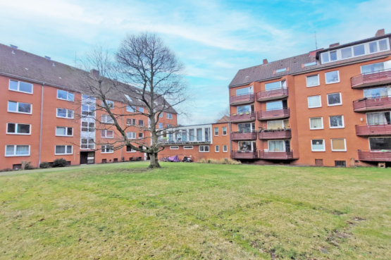 Hamburg-Barmbek-Süd aufgeteilt nach WEG: „51 Bestandswohnungen und Baugenehmigung für 14 Neubauwohnungen“, 22083 Hamburg, Mehrfamilienhaus