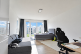 Großzügiges Schlafzimmer - In modernem Neubau: „Stilvolle 3‑Zimmer-Maisonettewohnung mit Dachterrasse“