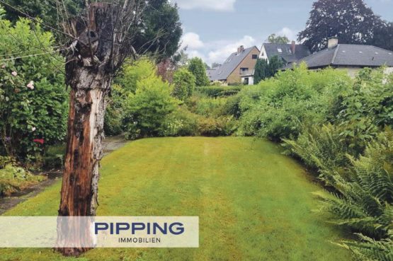 Optimale Voraussetzungen für Bauträger: „Attraktives Baugrundstück mit Altbestand in Hamburg-Stellingen“, 22527 Hamburg, Grundstück gemischt genutzt