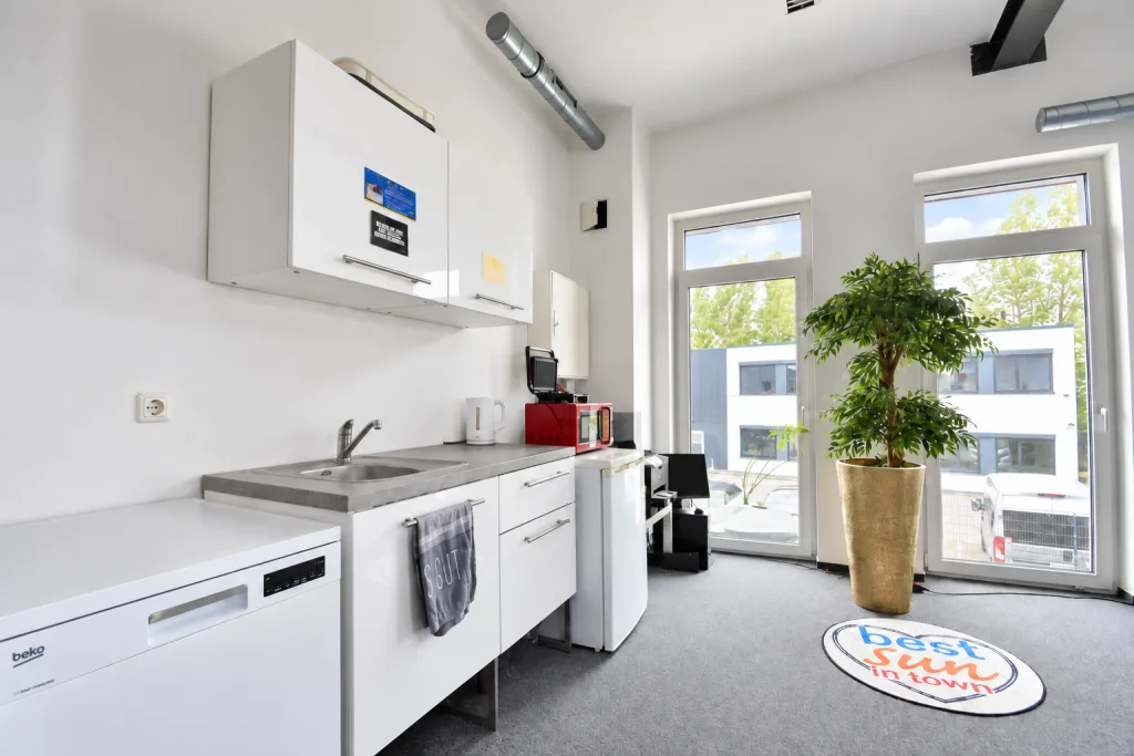 Minimalistische Büro-Pantry